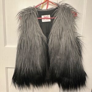 ⭐️ Justice Gray and Black Faux Fur Vest for Kids